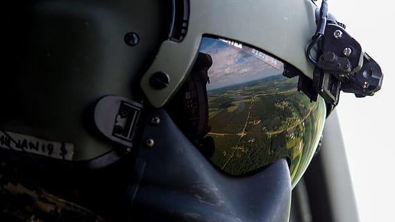gray fighter jet helmet, soldier, flight, helicopter, crew HD wallpaper