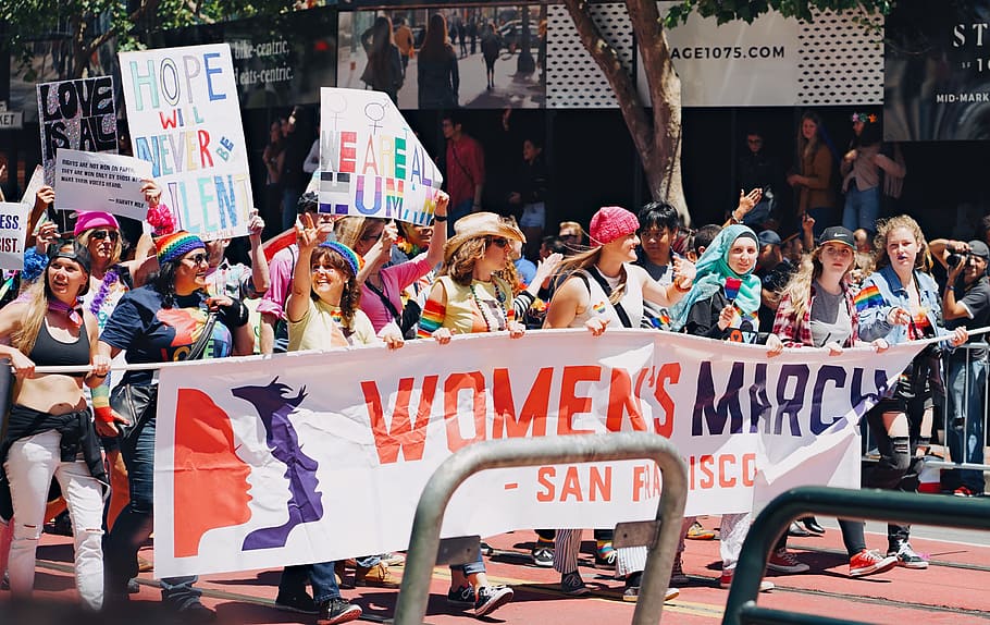 Women's ,March San Francisco flag, group of women marching on street, HD wallpaper