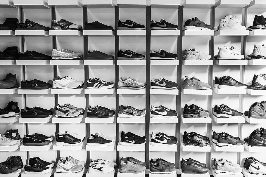 School, Aden, Sneakers, Shoes, Shelf, school aden, spot shoes, HD wallpaper