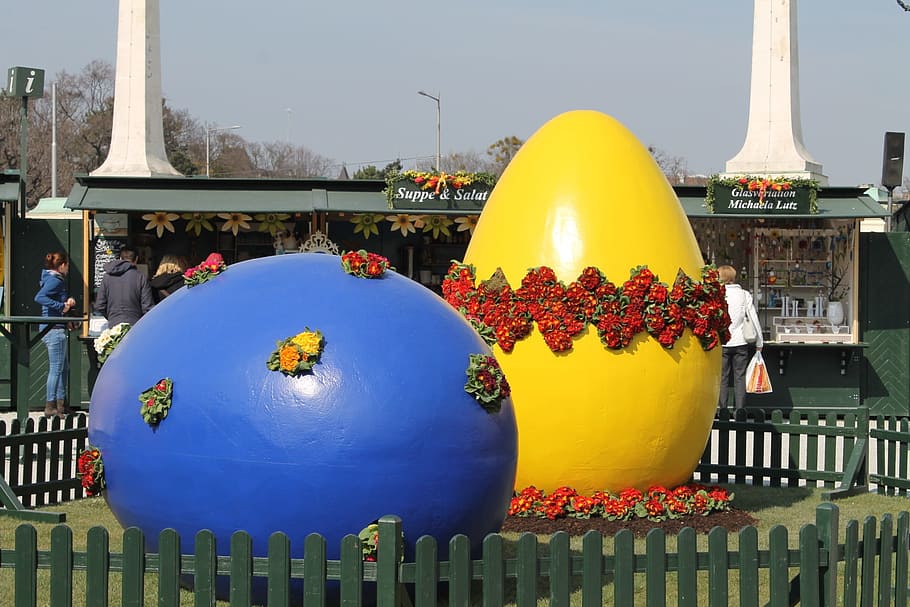 architecture, schönbrunn, easter market, easter eggs, yellow HD wallpaper