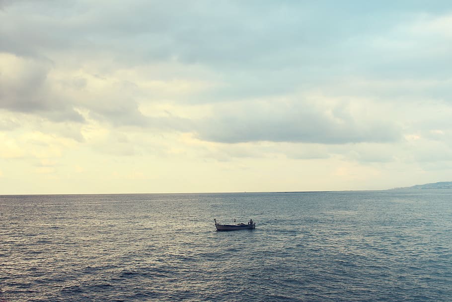 beach, boat, clouds, cloudy, horizon, nature, ocean, rowboat HD wallpaper
