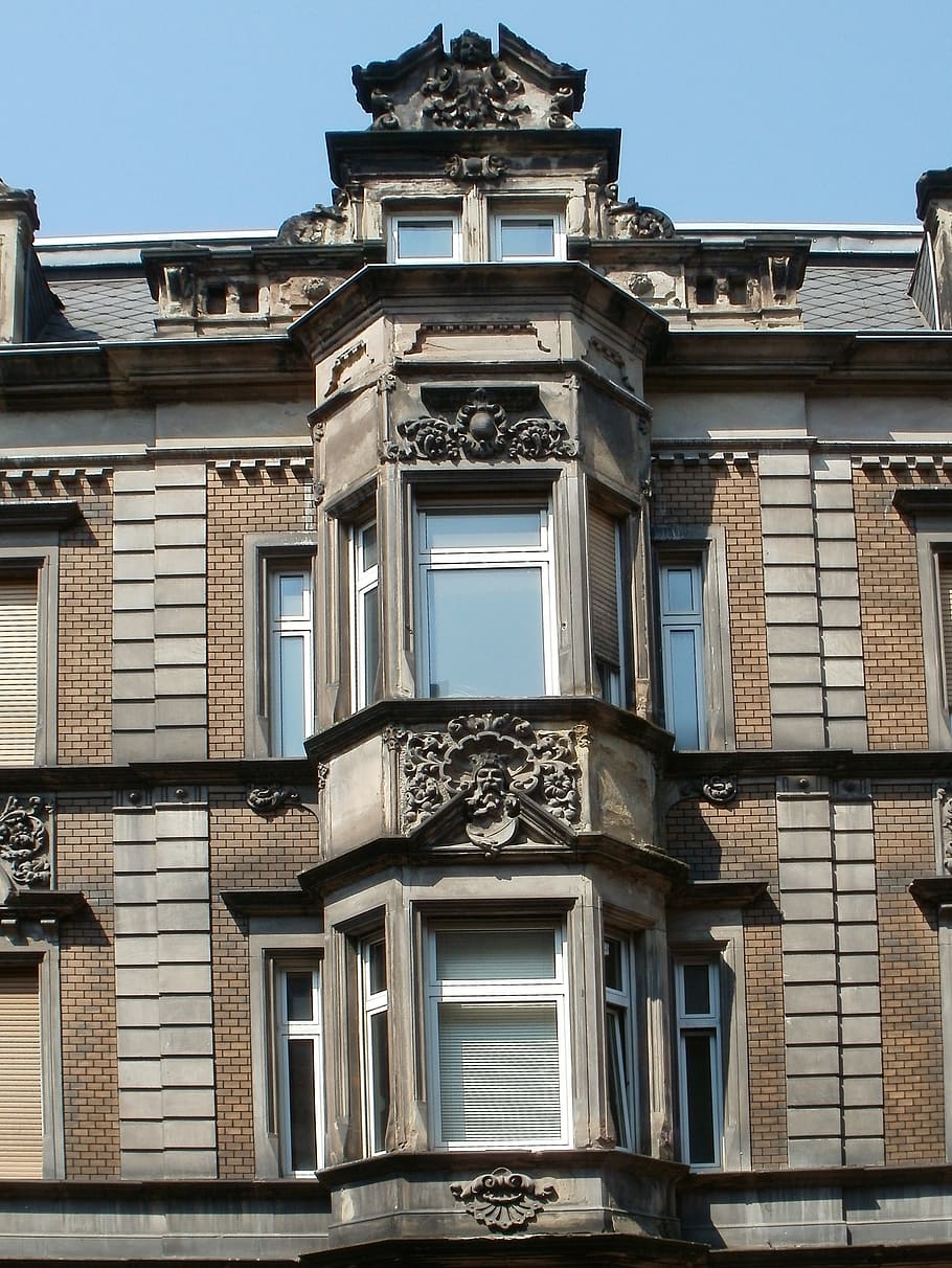 house, building, windows, oriel, saarbruecken, architecture HD wallpaper