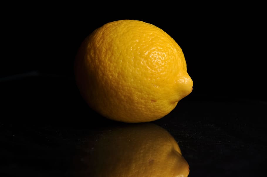 lemon, table, yellow, black background, citrus fruit, food and drink HD wallpaper