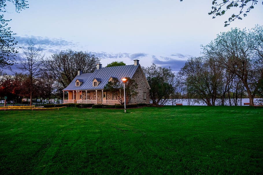 dawn, nature, sky, clouds, bungalow, dusk, grass, house, lake HD wallpaper