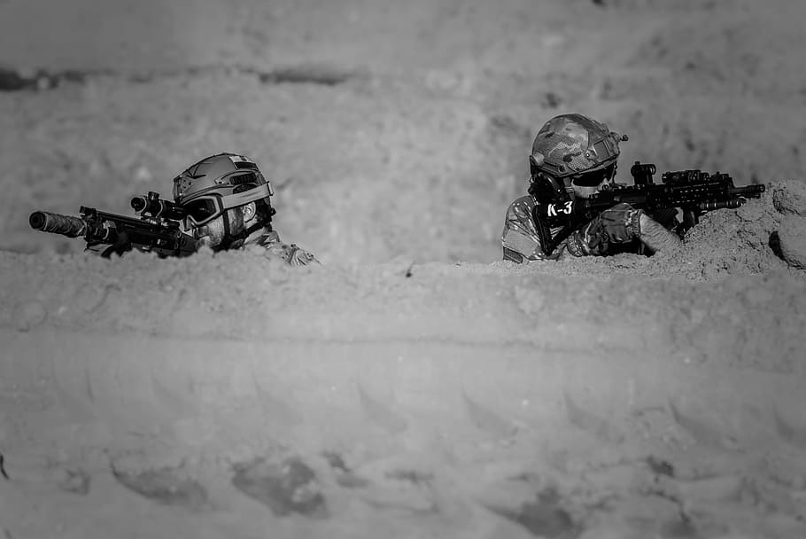 war, desert, guns, gunshow, soldier, action, smoke, sand, dom HD wallpaper