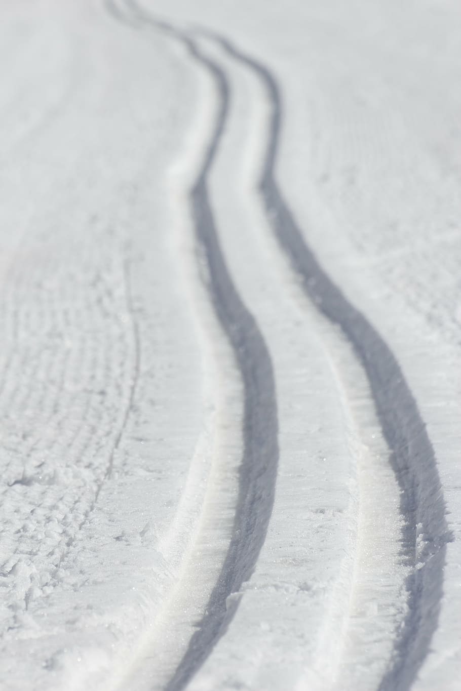 snow, tracks, white, winter, cold temperature, no people, land HD wallpaper