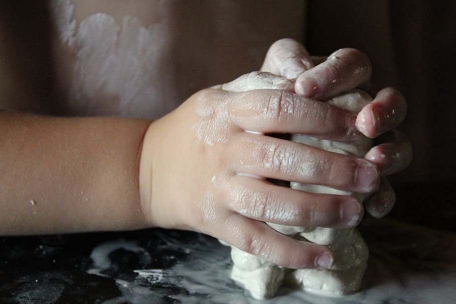 toddler's holding white clay, hand, hands, smudging, create HD wallpaper