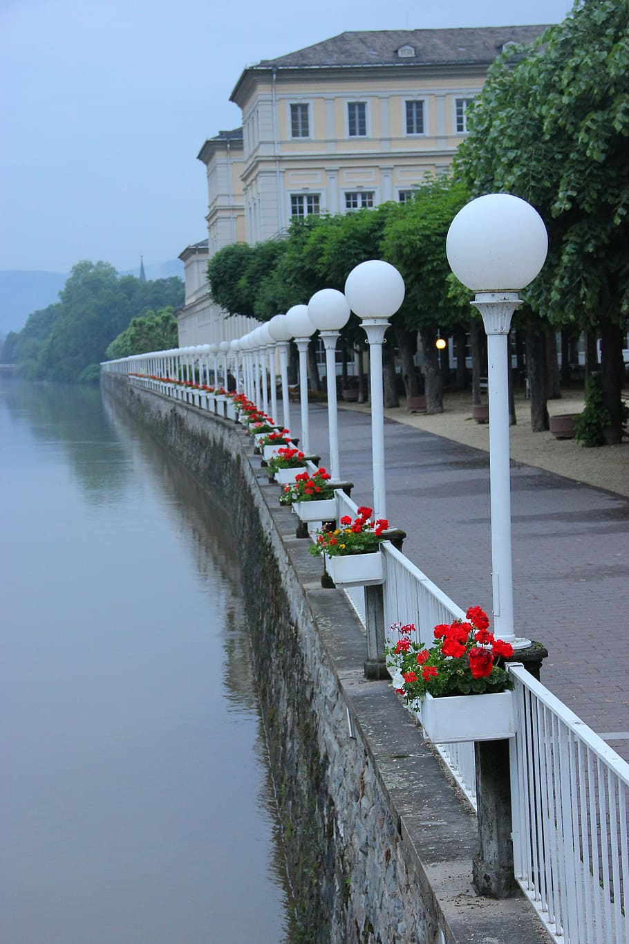 Quay, Germany, Flowers, Light, House, net, beauty, river, pavement HD wallpaper