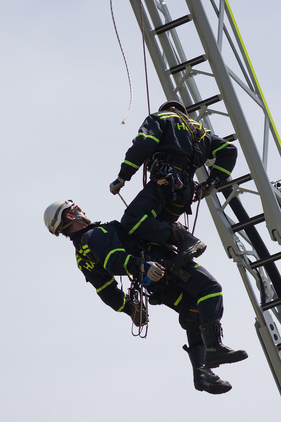 fireman, eig, rescue, ladder, platform, men, real people, sport HD wallpaper