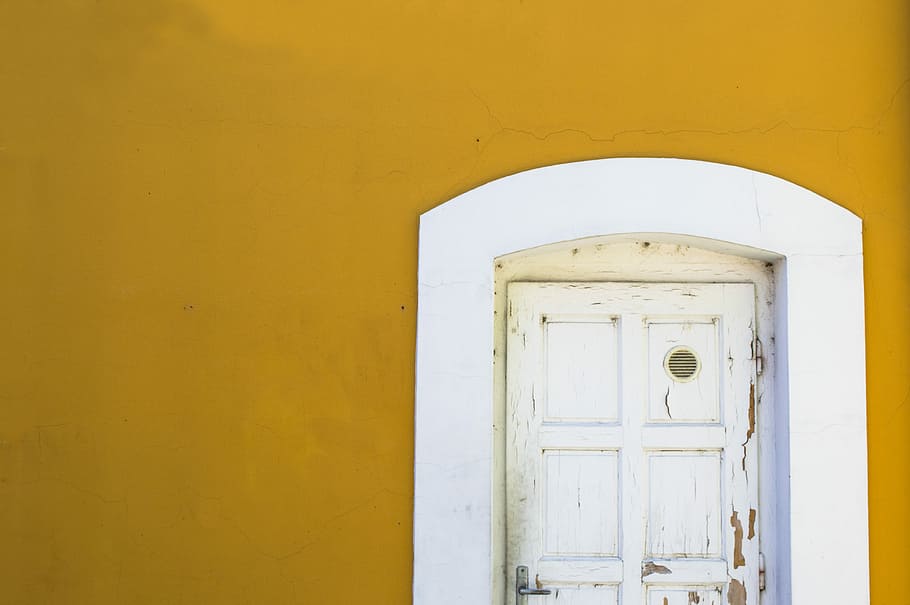 yellow wall with white wooden door, photo of white panel door on yellow painted wall HD wallpaper