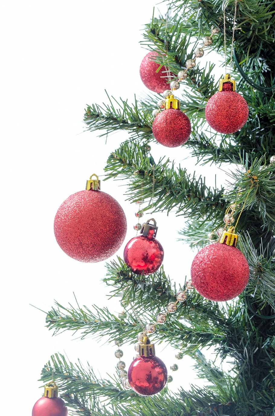 red bauble lot, tree, present, xmas, decorated, isolated, decoration HD wallpaper