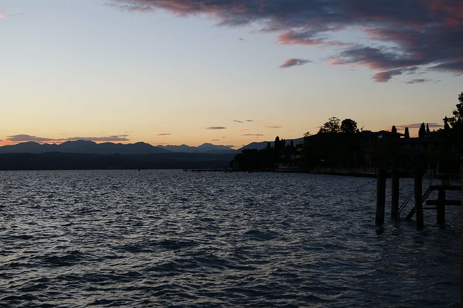 sunset, evening, sirmione, twilight, summer, ferie, night, water HD wallpaper