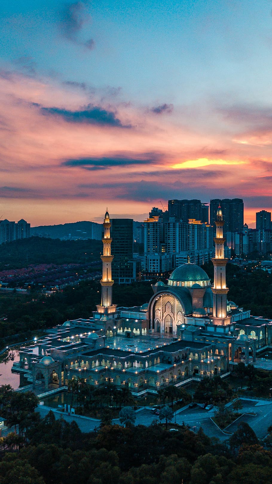 aerial photography of dome building, birds eye view photography of skyscraper HD wallpaper