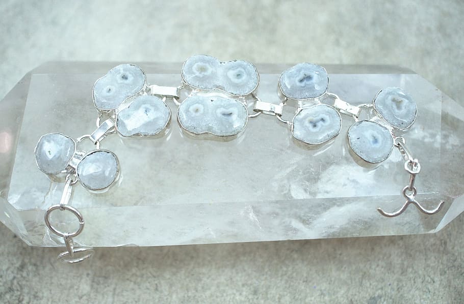solar quartz, white, bracelet, stones, gems, gemstone, crystal, HD wallpaper