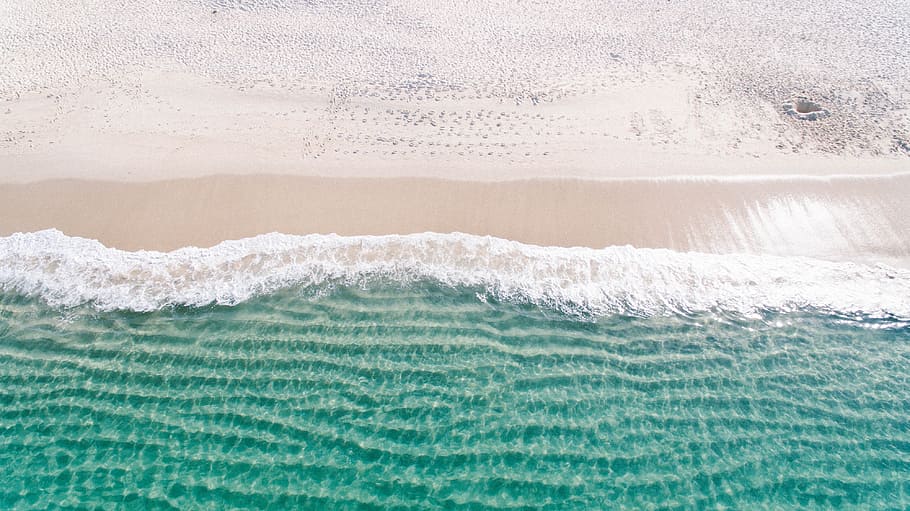 bird's-eye photography of body of water near shore, aerial photo of green sea waves on gray sand at daytime HD wallpaper