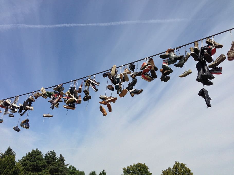 shoes, depend, leash, hang, shoelaces, sky, high above, out HD wallpaper