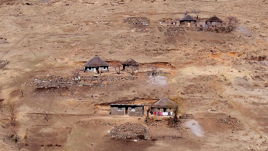 lesotho, bergdorf, settlement, karg, round hut, built structure HD wallpaper