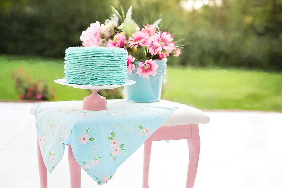 teal fondant cake on pink cake tray, birthday cake, sweet, food