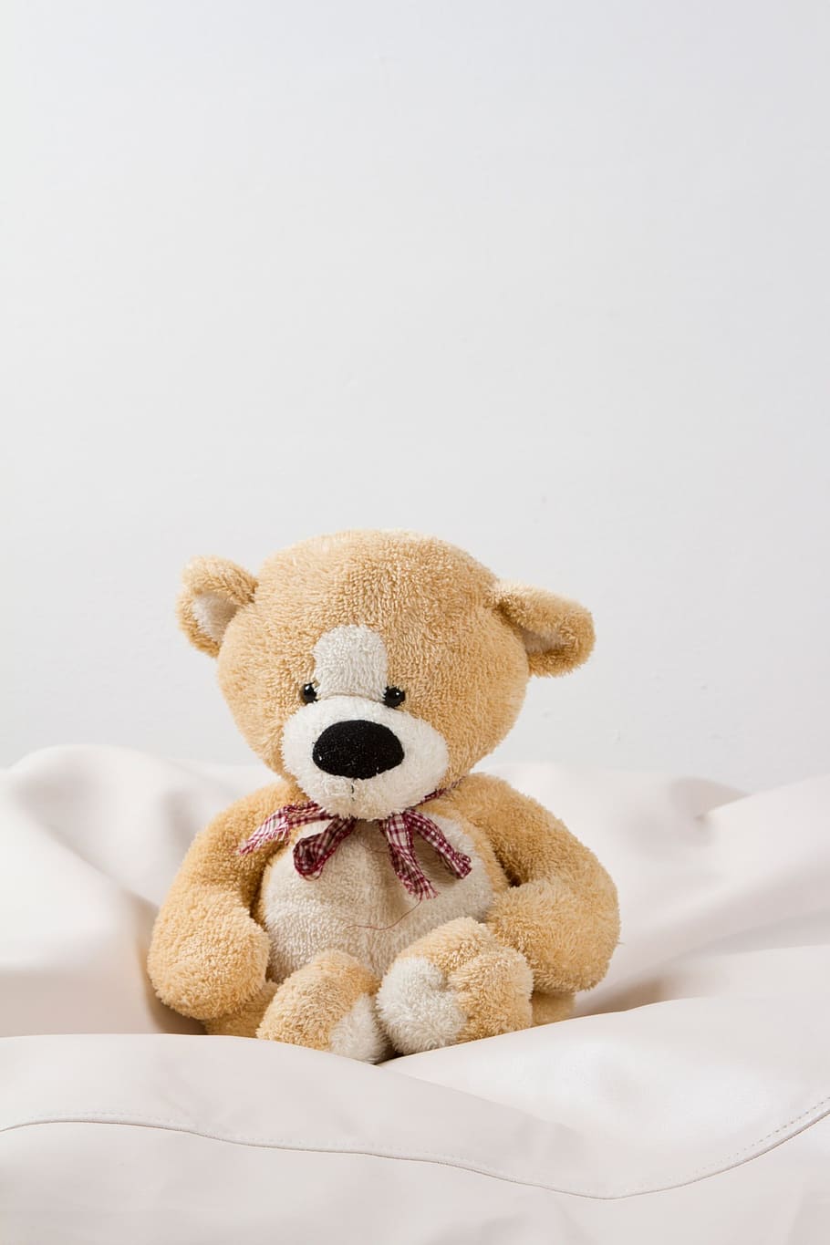 brown bear plush toy, teddy, cuddly, baby, child, children HD wallpaper