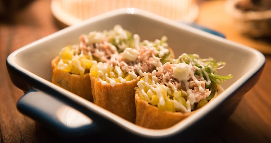 Three Tacos on Black And White Ceramic Bowl, appetizer, bread HD wallpaper