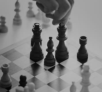 grayscale photo of chessboard, pawn, gameplan, queen, knight HD wallpaper