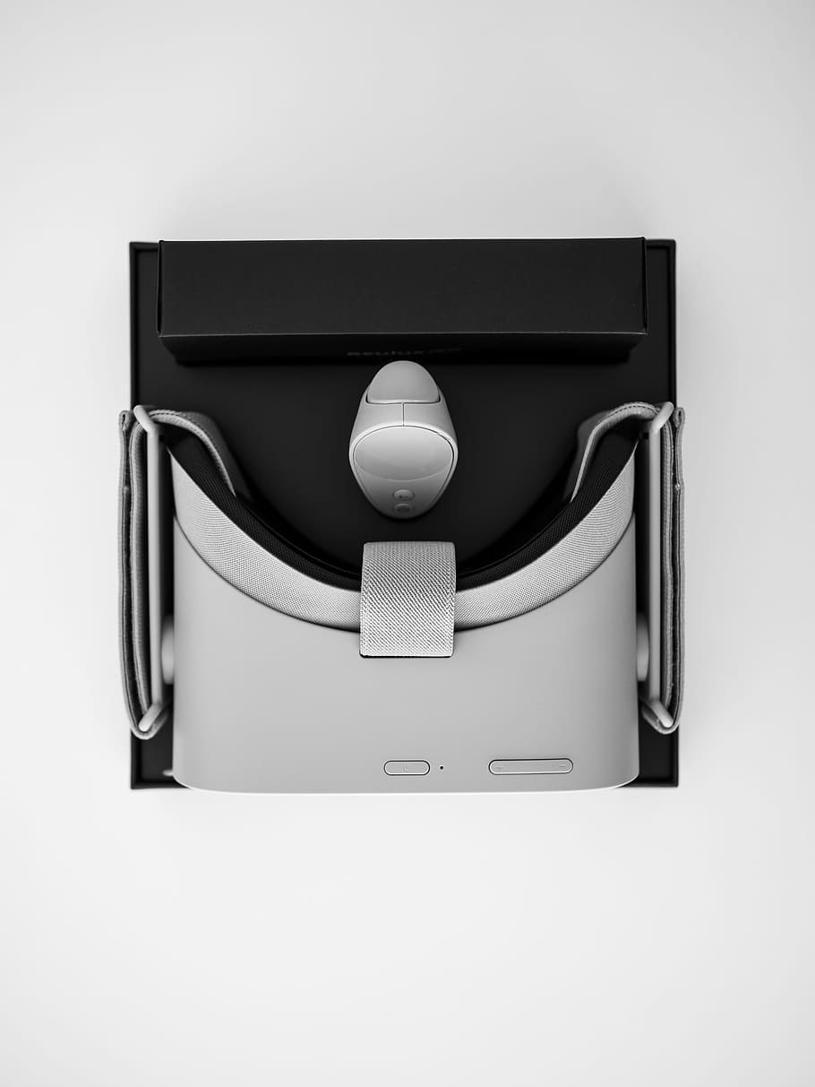black and gray VR headset with box, black and silver electronic appliance HD wallpaper