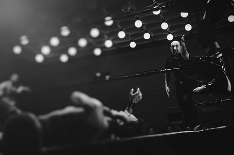 referee counting down for wrestling athlete, boxing, looser HD wallpaper