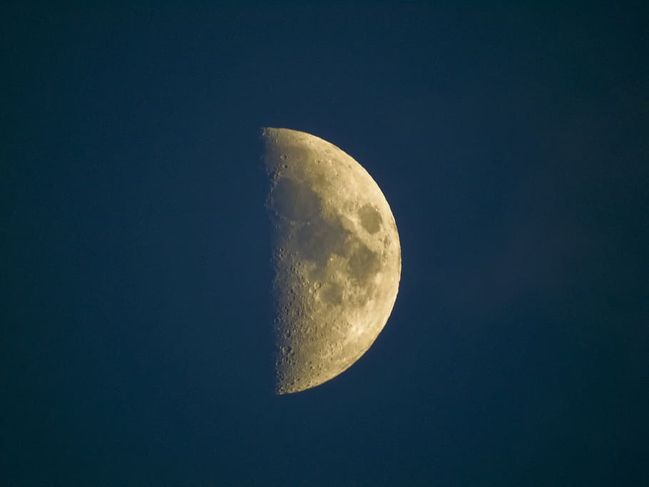 luna, half, night, colors, space, astronomy, moon, sky, planetary moon HD wallpaper