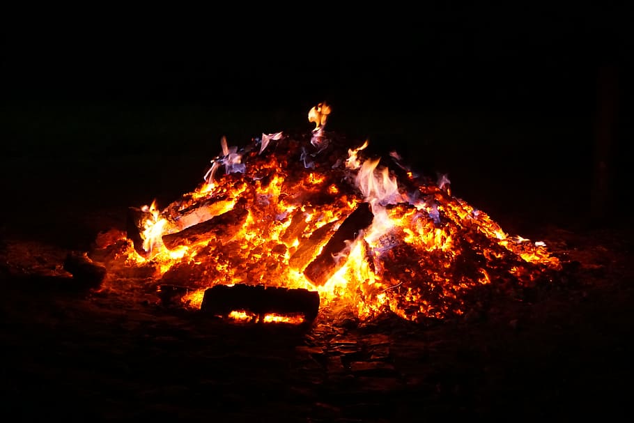 Campfire, Embers, Solstice, Hot, wood fire, fire - natural phenomenon HD wallpaper