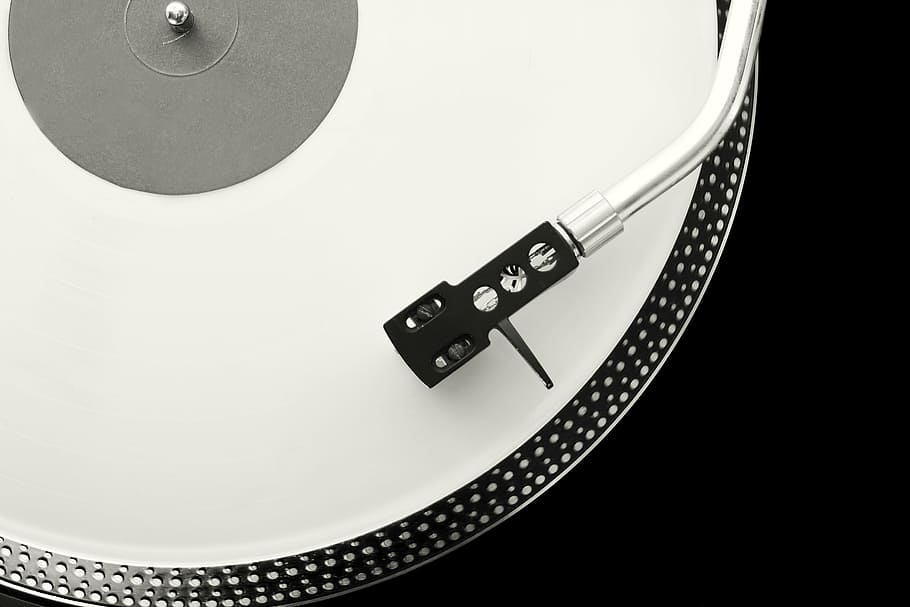 black and white turntable, hub, s-record-players, needle, music playback