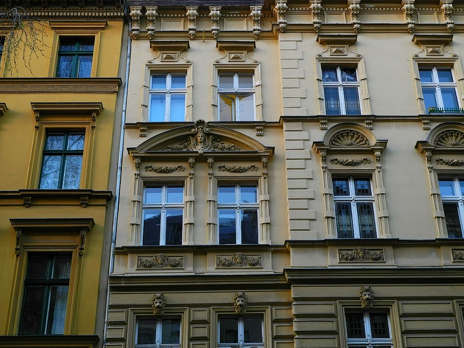 beige concrete building, berlin, house facade, window, residence HD wallpaper