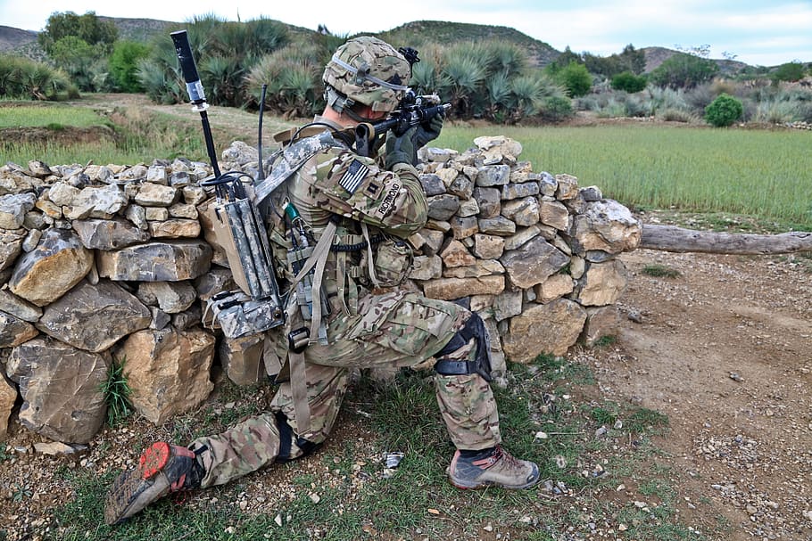 soldier holding assault rifle, Army, Afghanistan, shooting, weapons