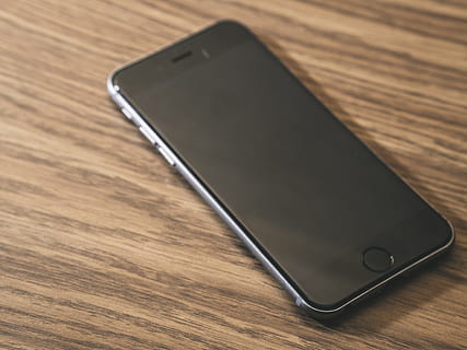 table, desk, technology, smartphone, screen, communication HD wallpaper