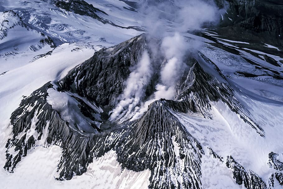Volcano in Katmai National Park, Alaska, photo, mountain, nature, HD wallpaper
