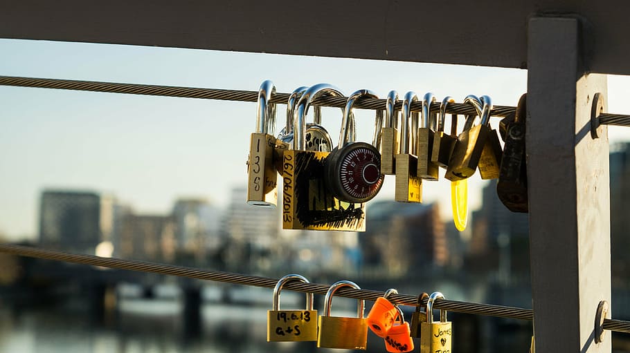 padlock lot, locks, padlocks, security, safety, secure, key HD wallpaper