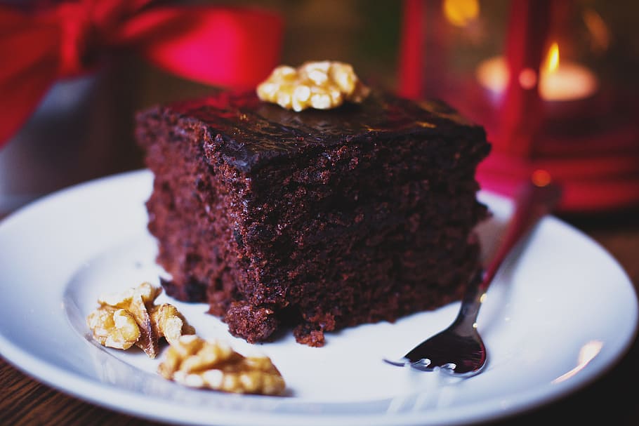 Cake, Nuts, Dessert, food and drink, plate, sweet food, freshness HD wallpaper