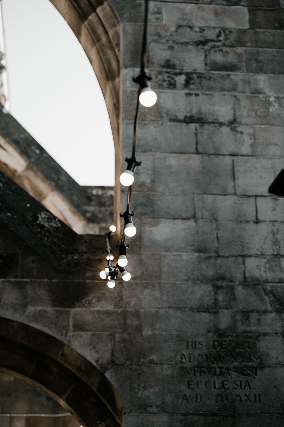 String of lights, string lights turned on, building, architecture HD wallpaper