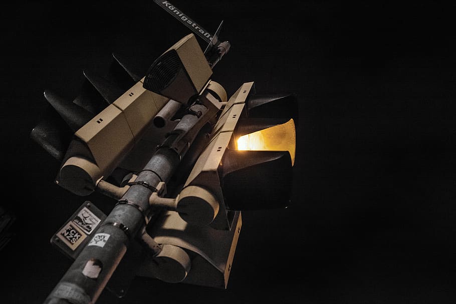 traffic light, dark, night, yellow light, studio shot, indoors HD wallpaper