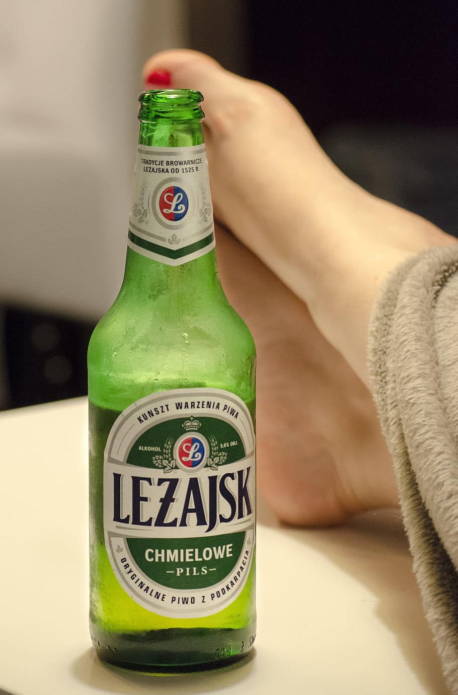 beer, cold, alcohol, refreshing, frozen, refreshment, bottle HD wallpaper