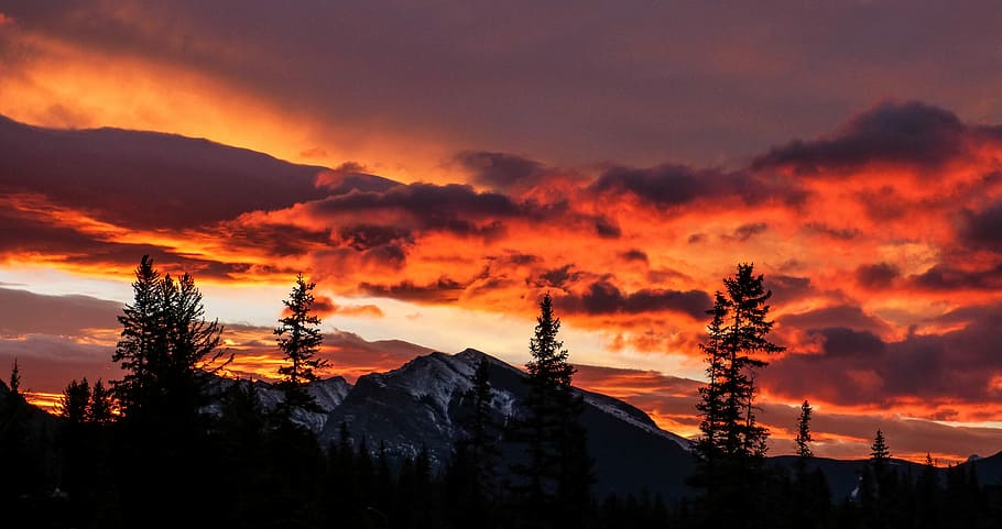 silhouette photography of mountain during sunset, landscape photography of sunset HD wallpaper