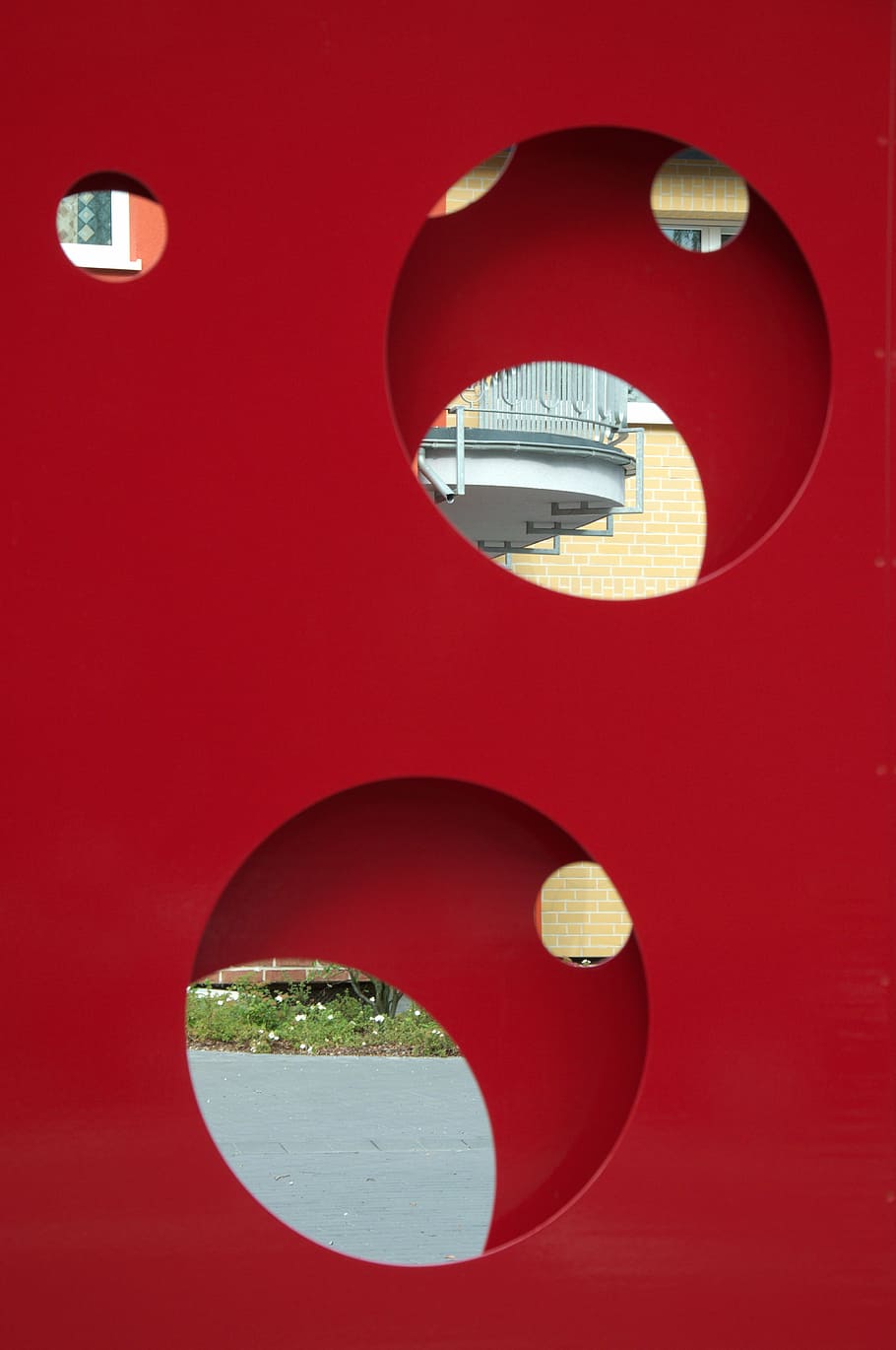by looking, goal, hole, circle, red, metal, about, structure HD wallpaper