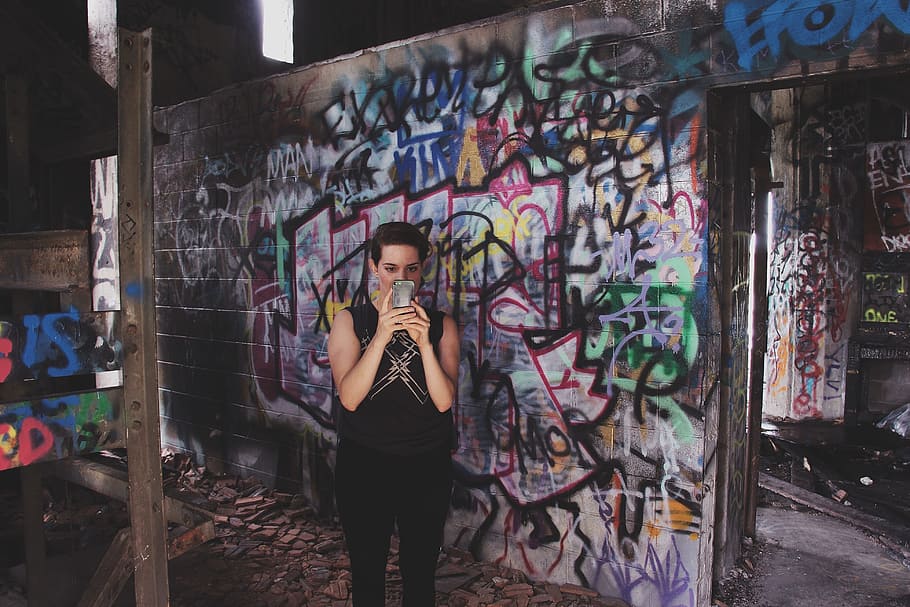 graffiti, art, wall, mural, painting, steel, people, girl, alone HD wallpaper