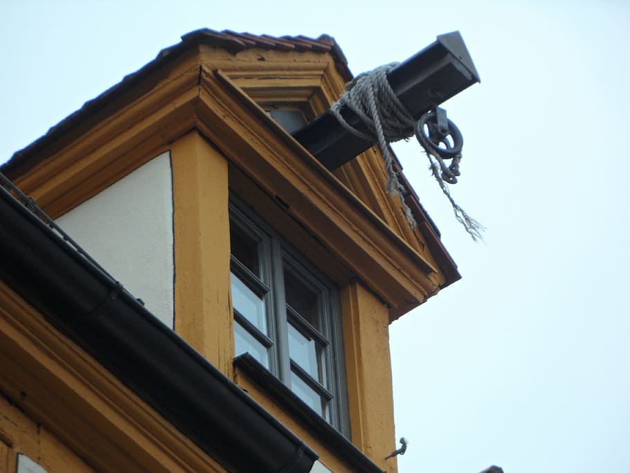 block and tackle, gable, pull up, rope, load lifter, old, architecture HD wallpaper