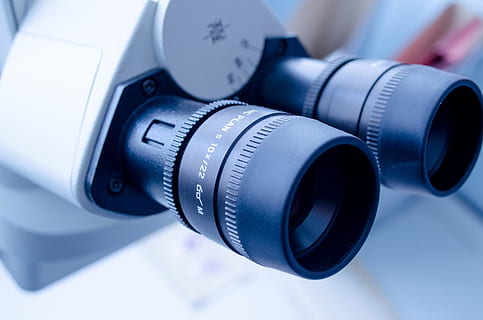 black and white microscope lenses, lab, blue, background, close-up HD wallpaper