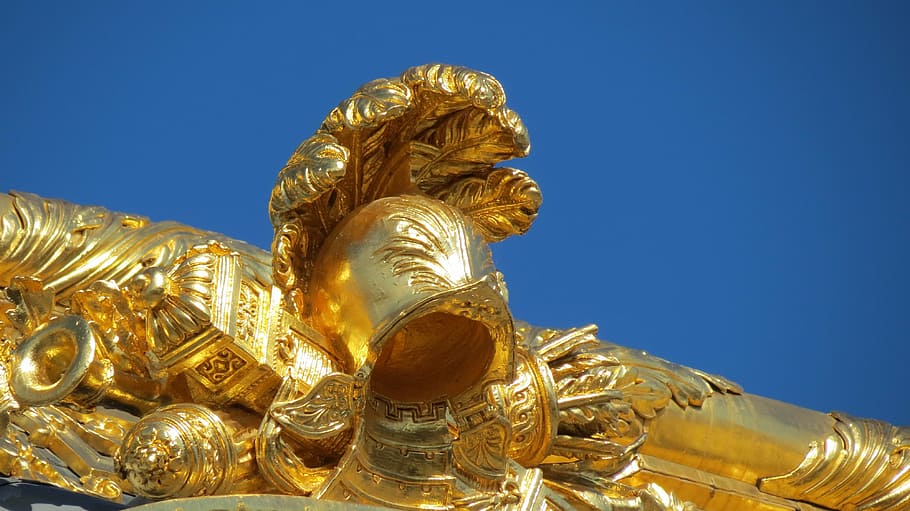 versailles, gilding, helmets, gold colored, blue, sculpture HD wallpaper