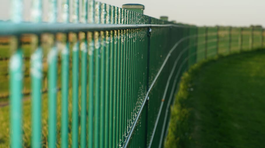 fence, green, endless, barrier, grid, border, fenced, imprisoned HD wallpaper