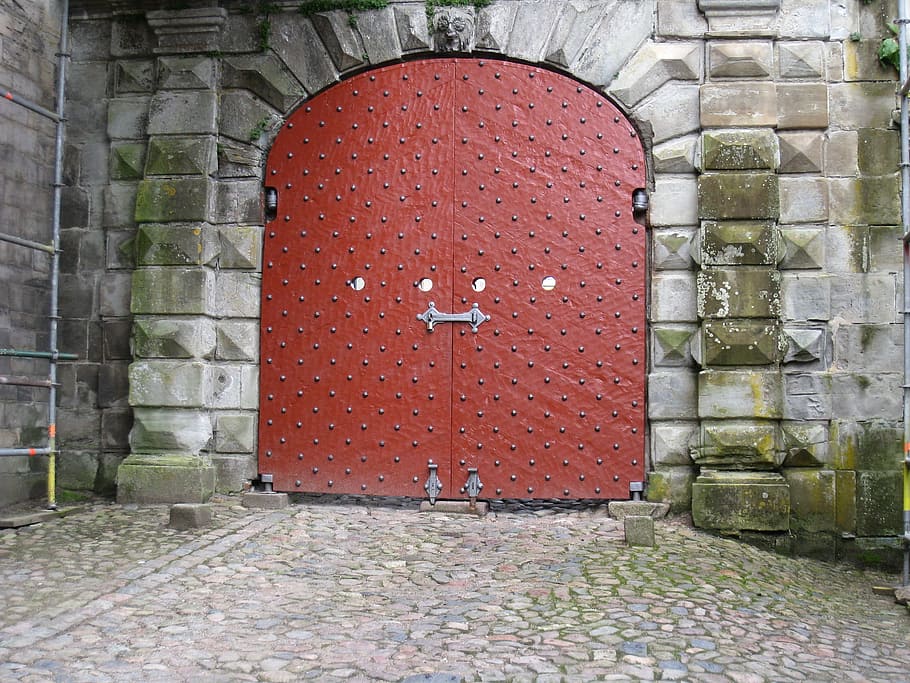 closed metal gate, Denmark, Castle Gate, Sheet Metal, rivets HD wallpaper