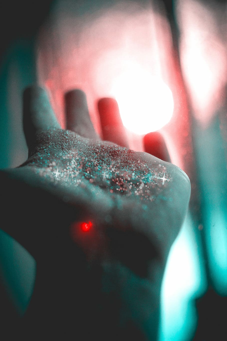 shallow focus photo of person's left hand, glitters on person's left hands HD wallpaper