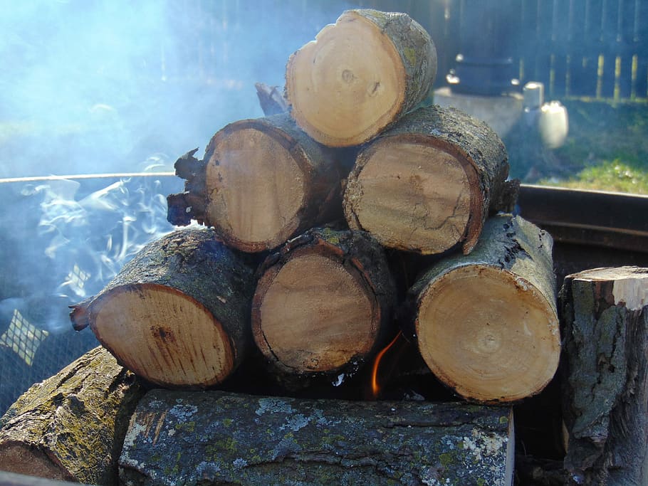 Campfire, Smoke, Logs, Wood, stacked, hot, heat, burn, warm HD wallpaper