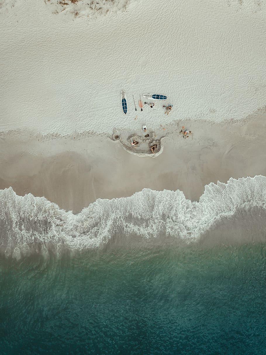 aerial photo of people lying on seashore near kayaks during daytime, bird's eye view photography of people sea shor, HD wallpaper